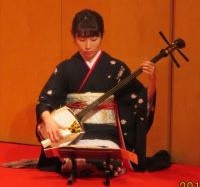 三絃演奏